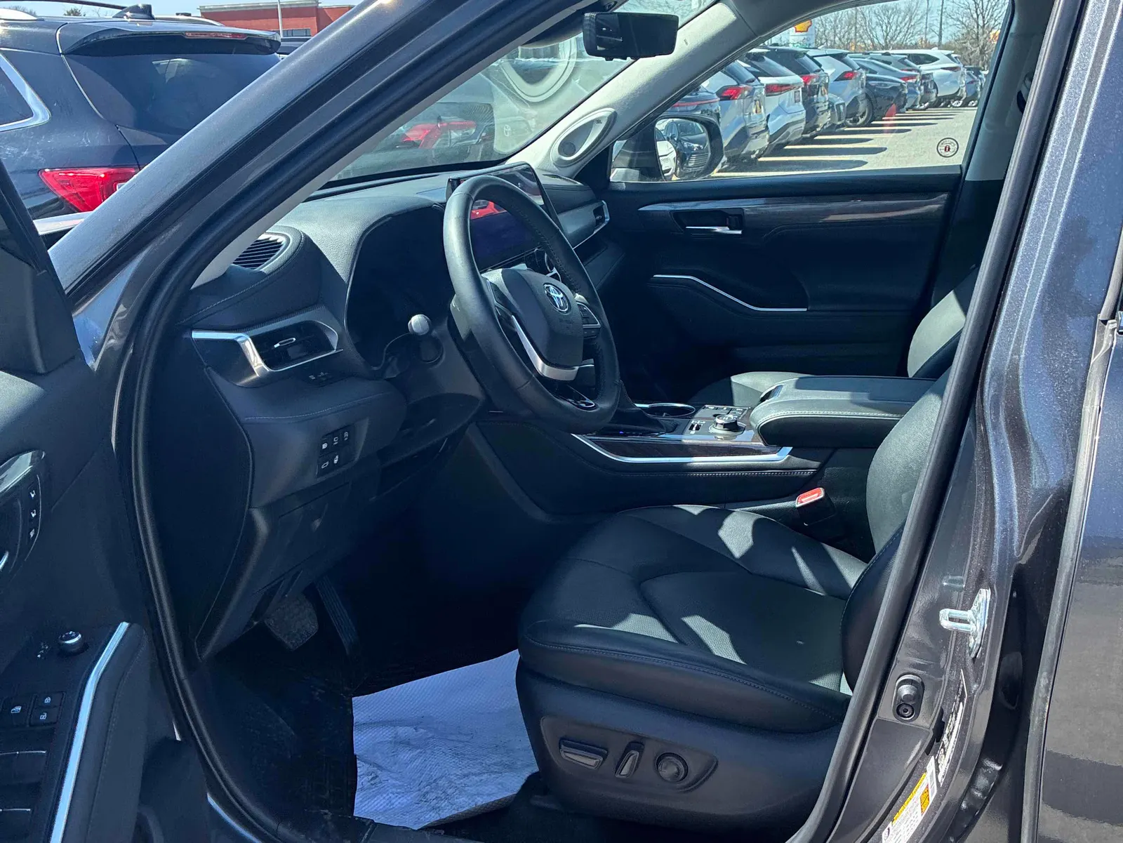 Interior driver side