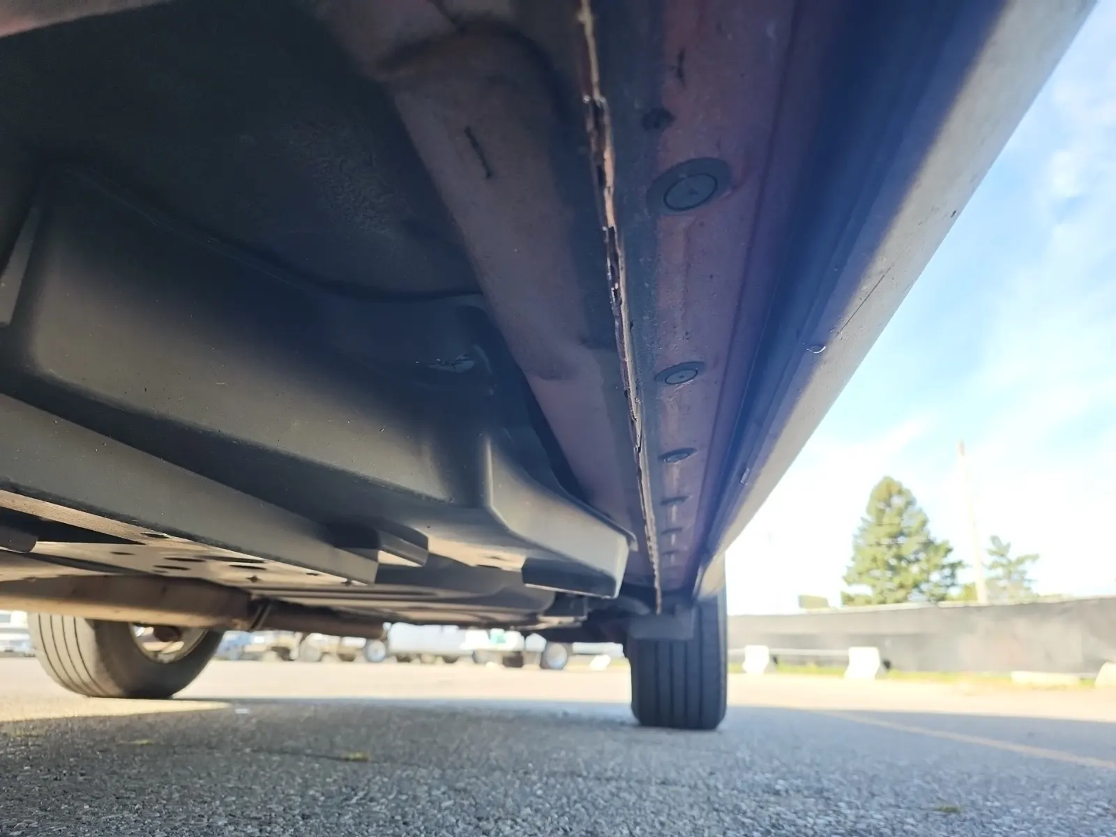 Undercarriage - Driver Photo