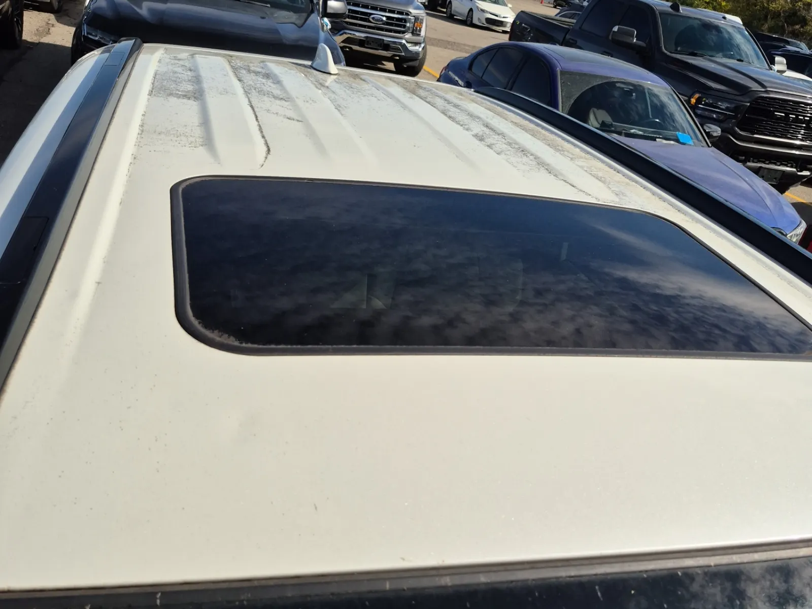 Exterior Roof Photo