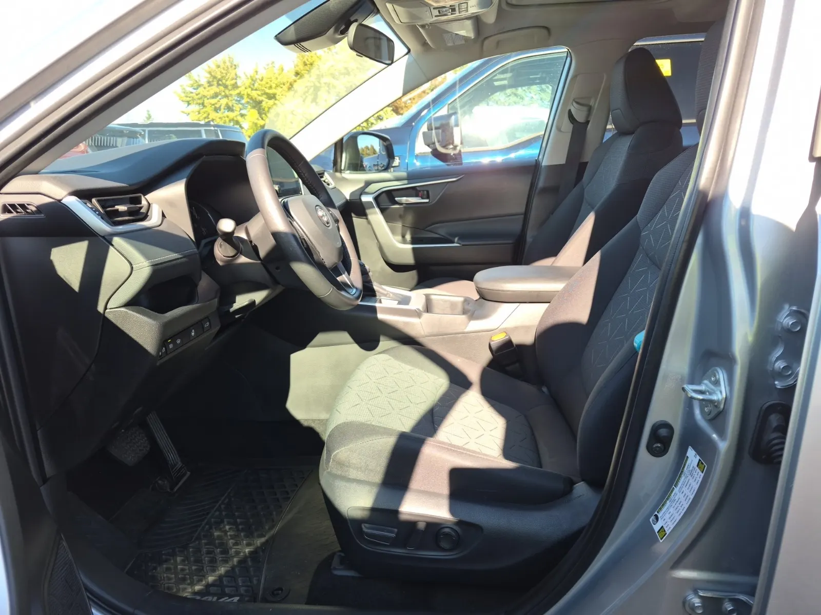 Front Interior Photo