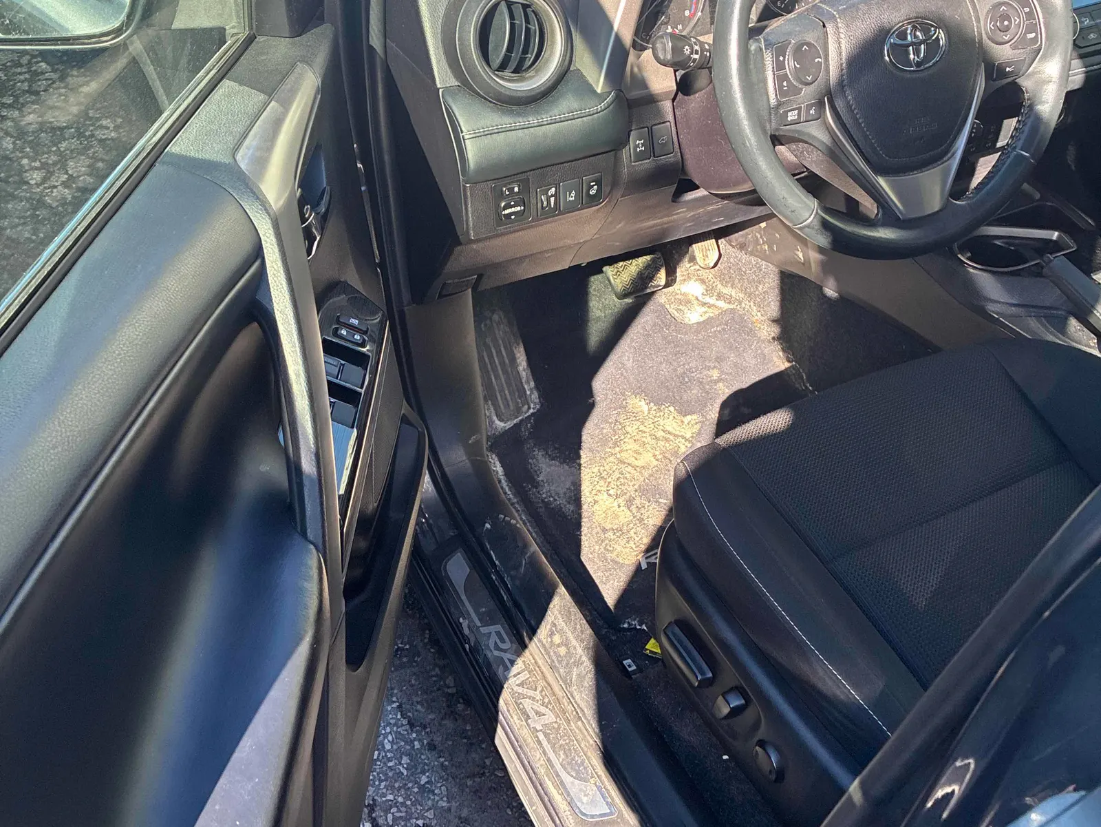 Interior driver side