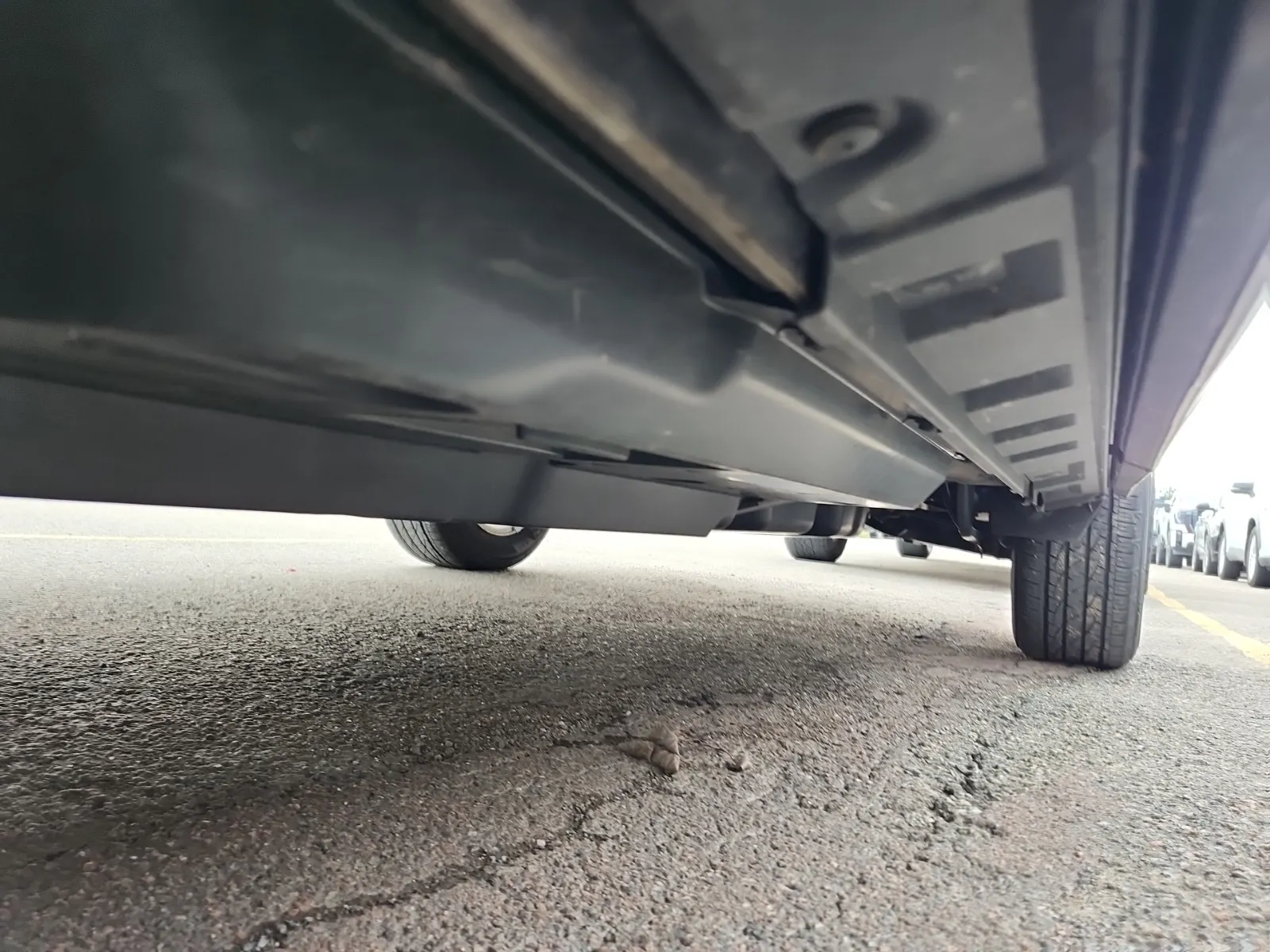 Undercarriage - Driver Photo
