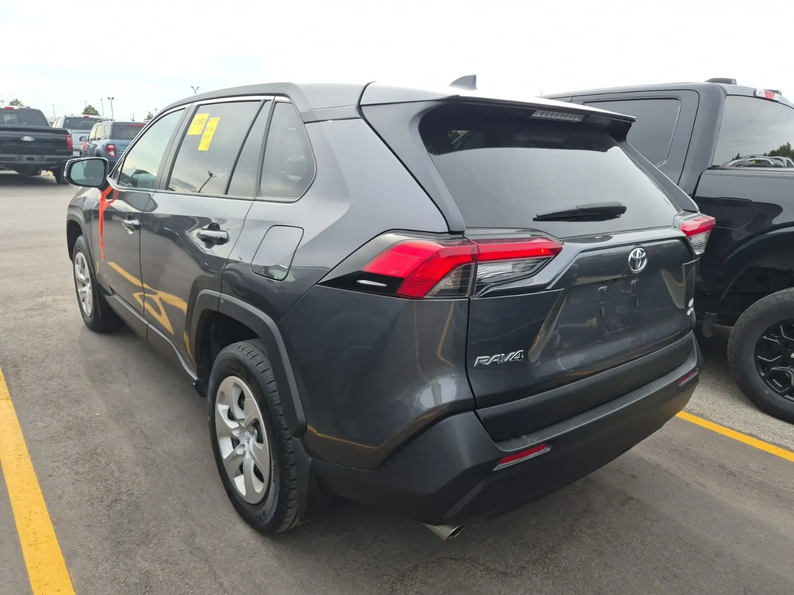 Driver Rear 3/4 Photo