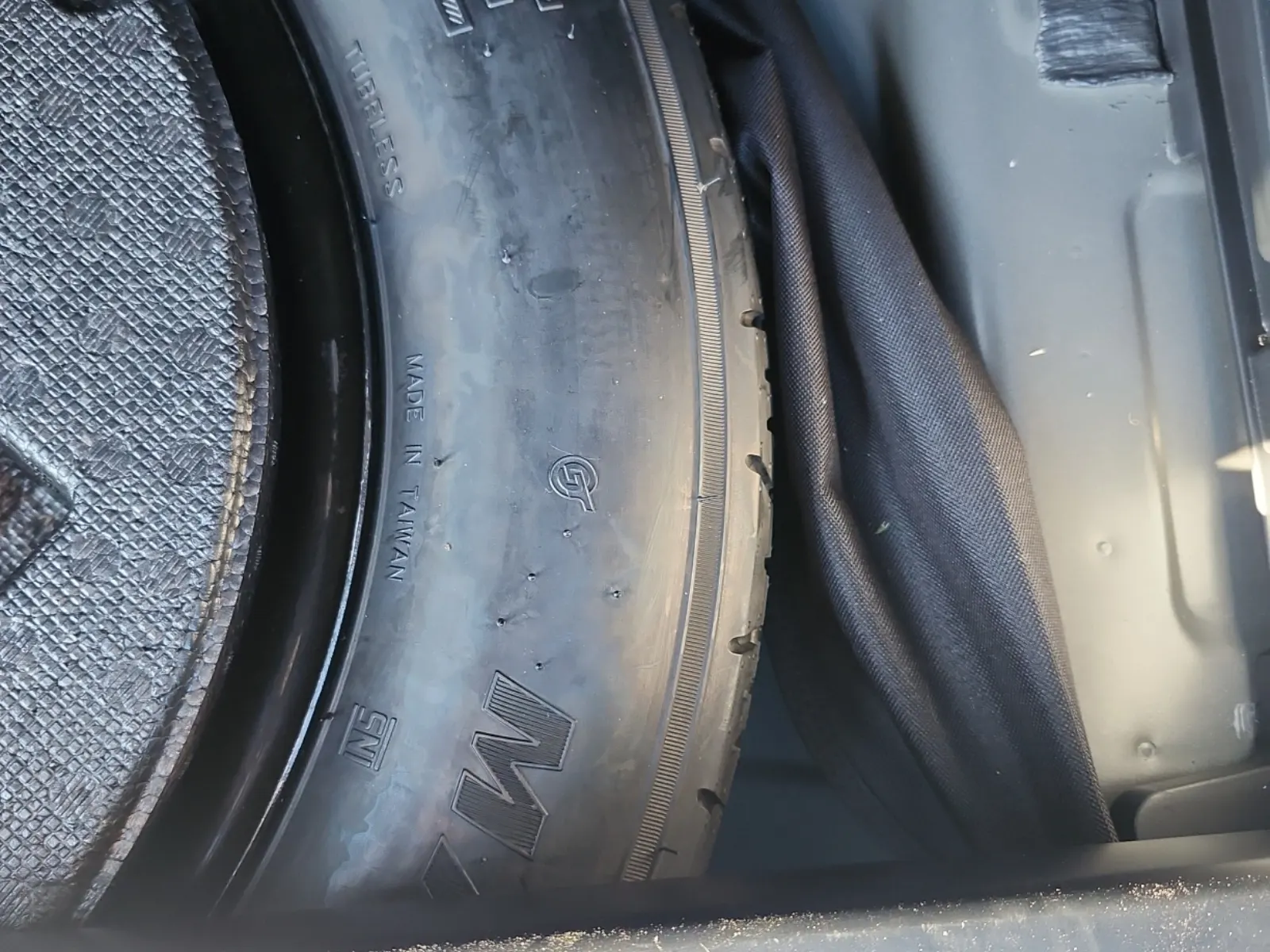 Spare Tire & Wheel Photo