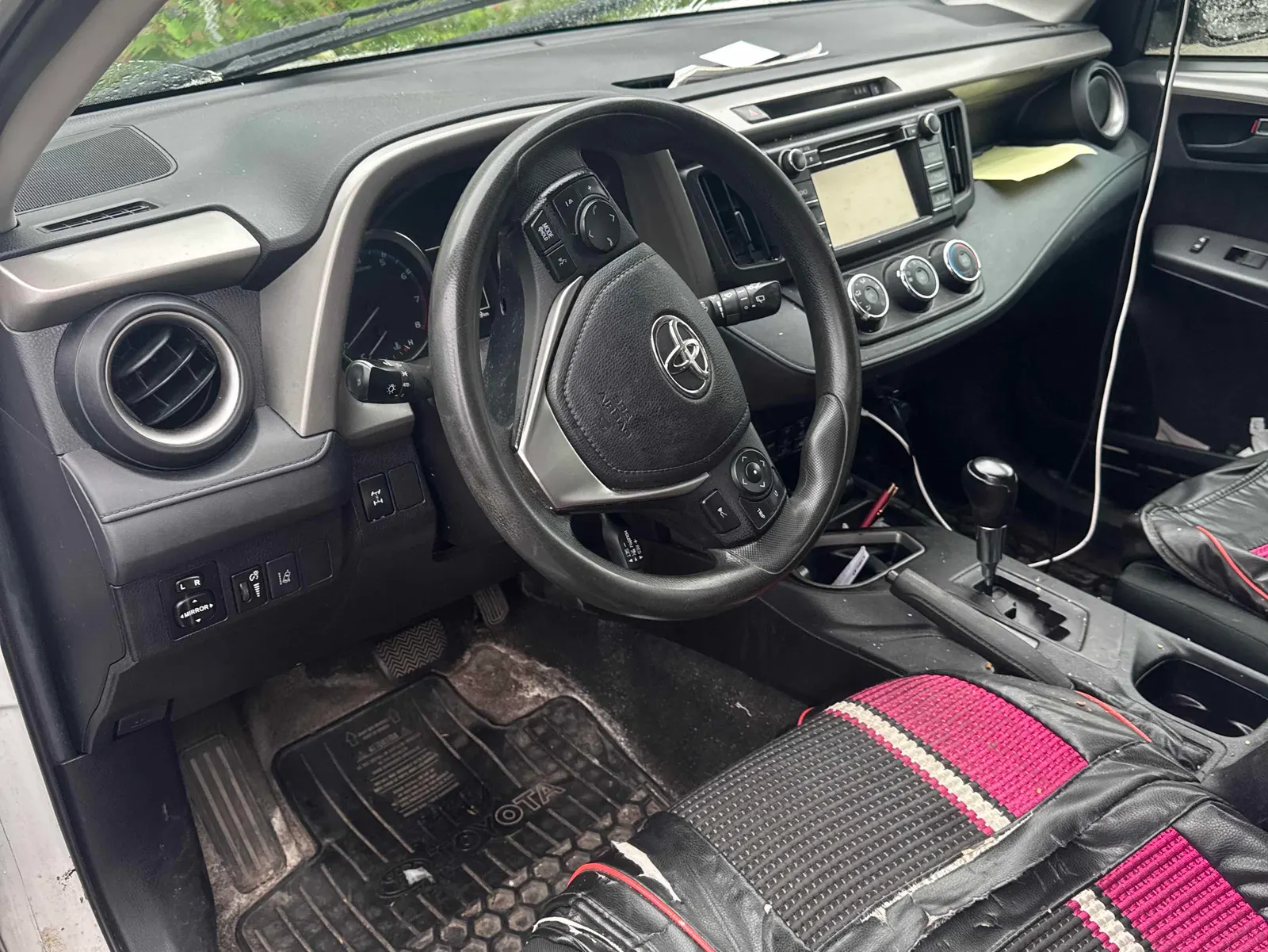 Interior driver side