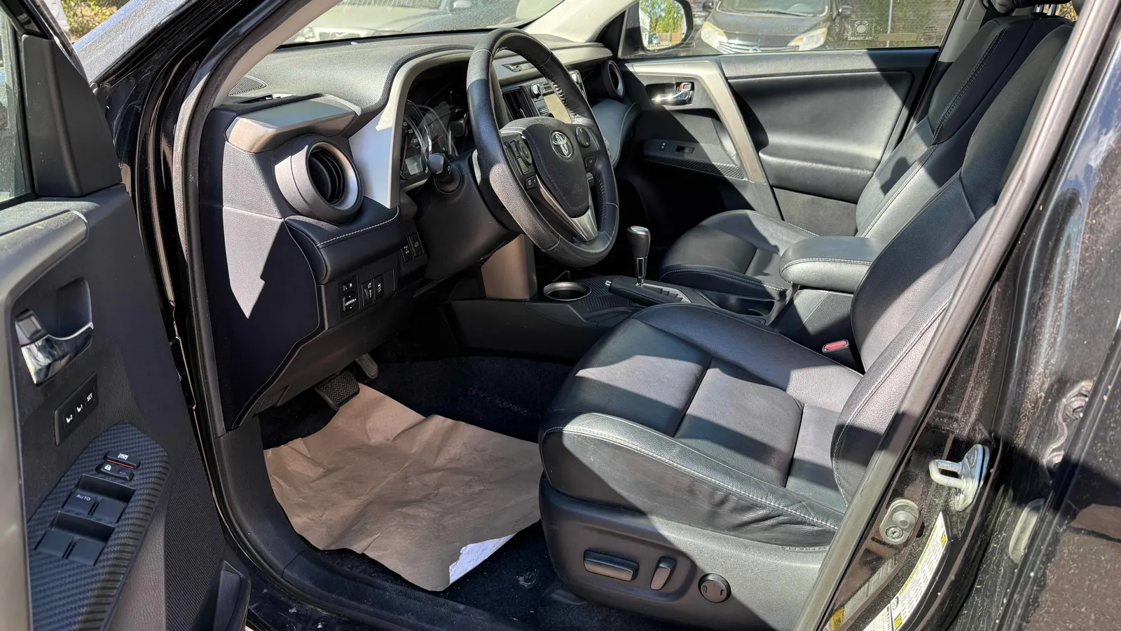 Interior driver side