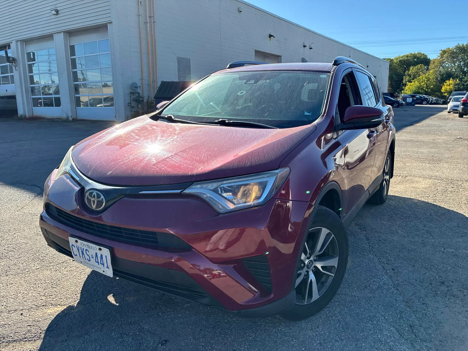 3/4 Front (Main image)