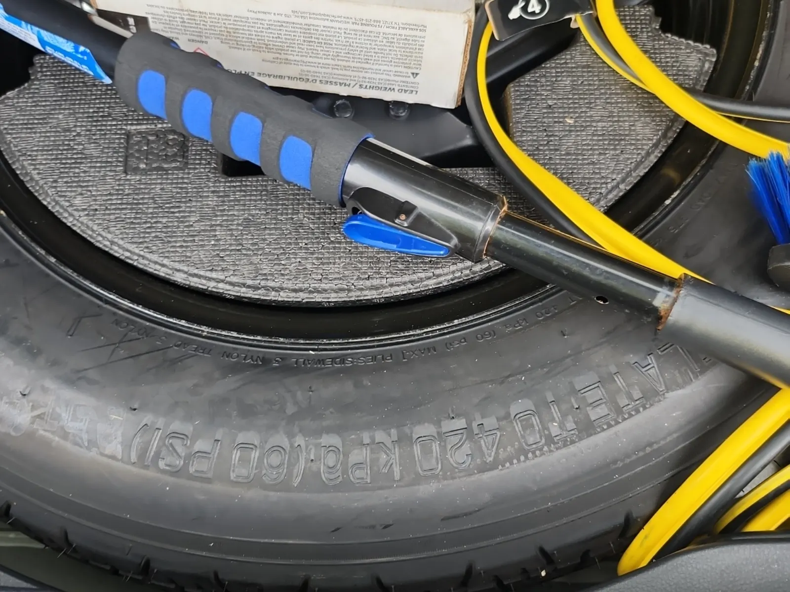 Spare Tire & Wheel Photo