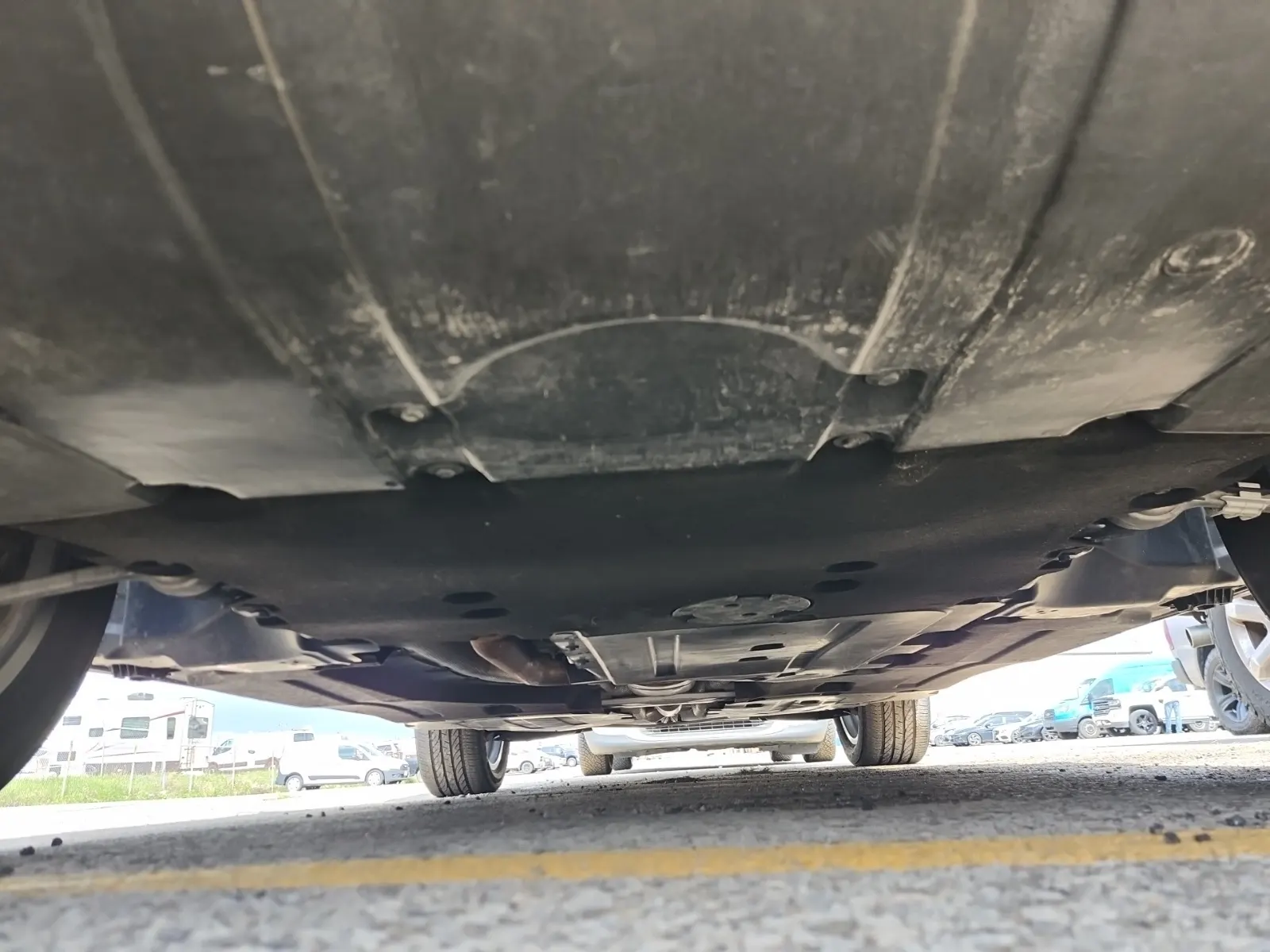 Undercarriage - Front Photo