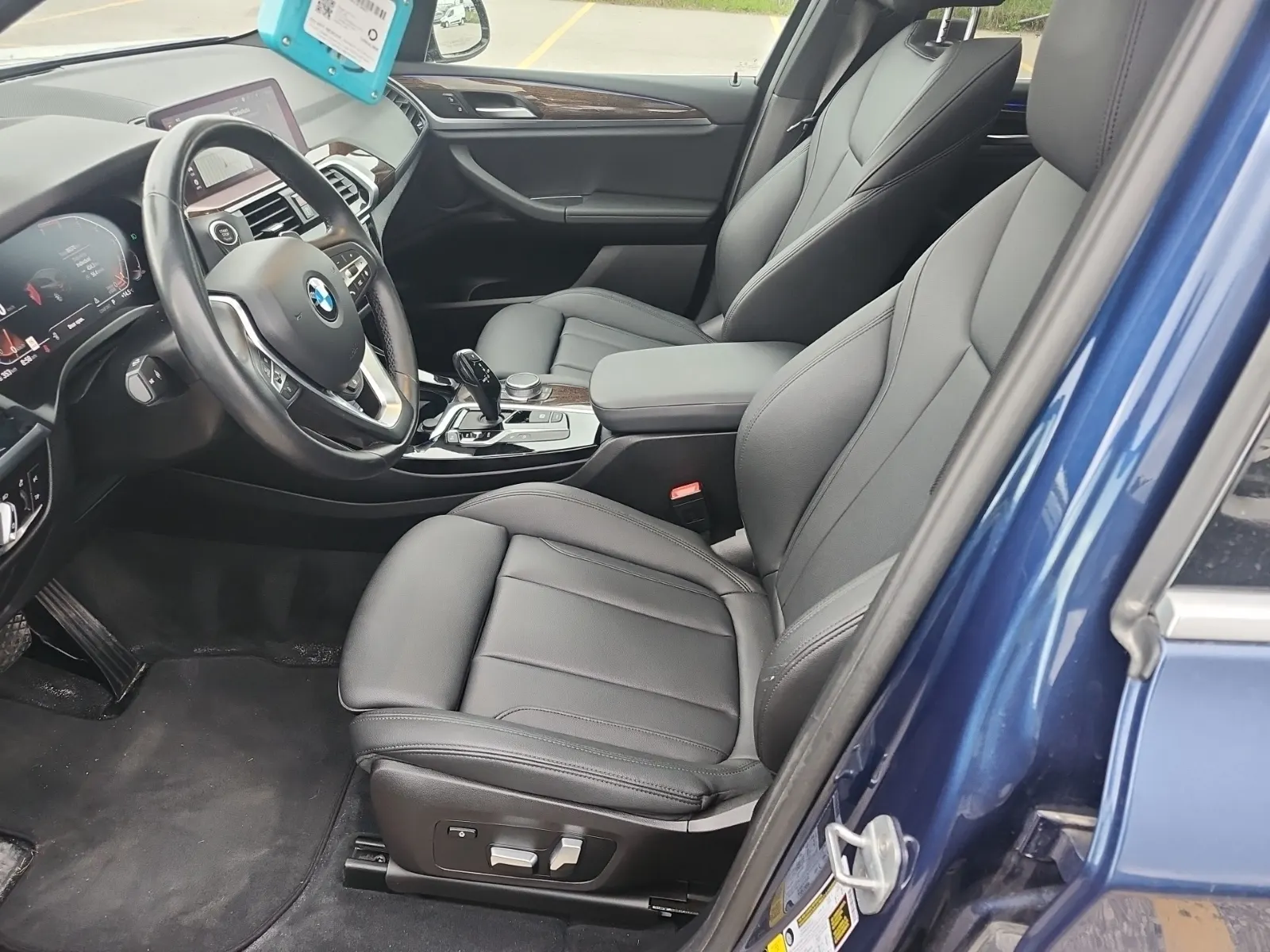 Front Interior Photo