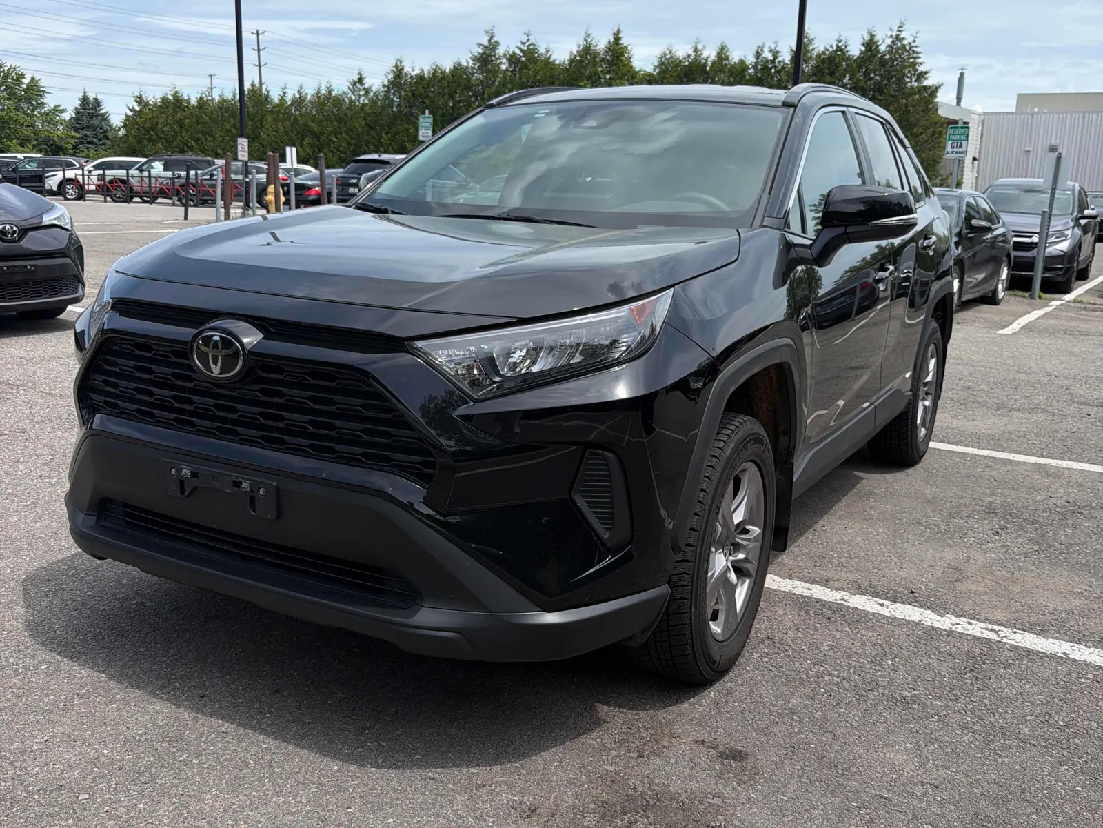 3/4 Front (Main image)