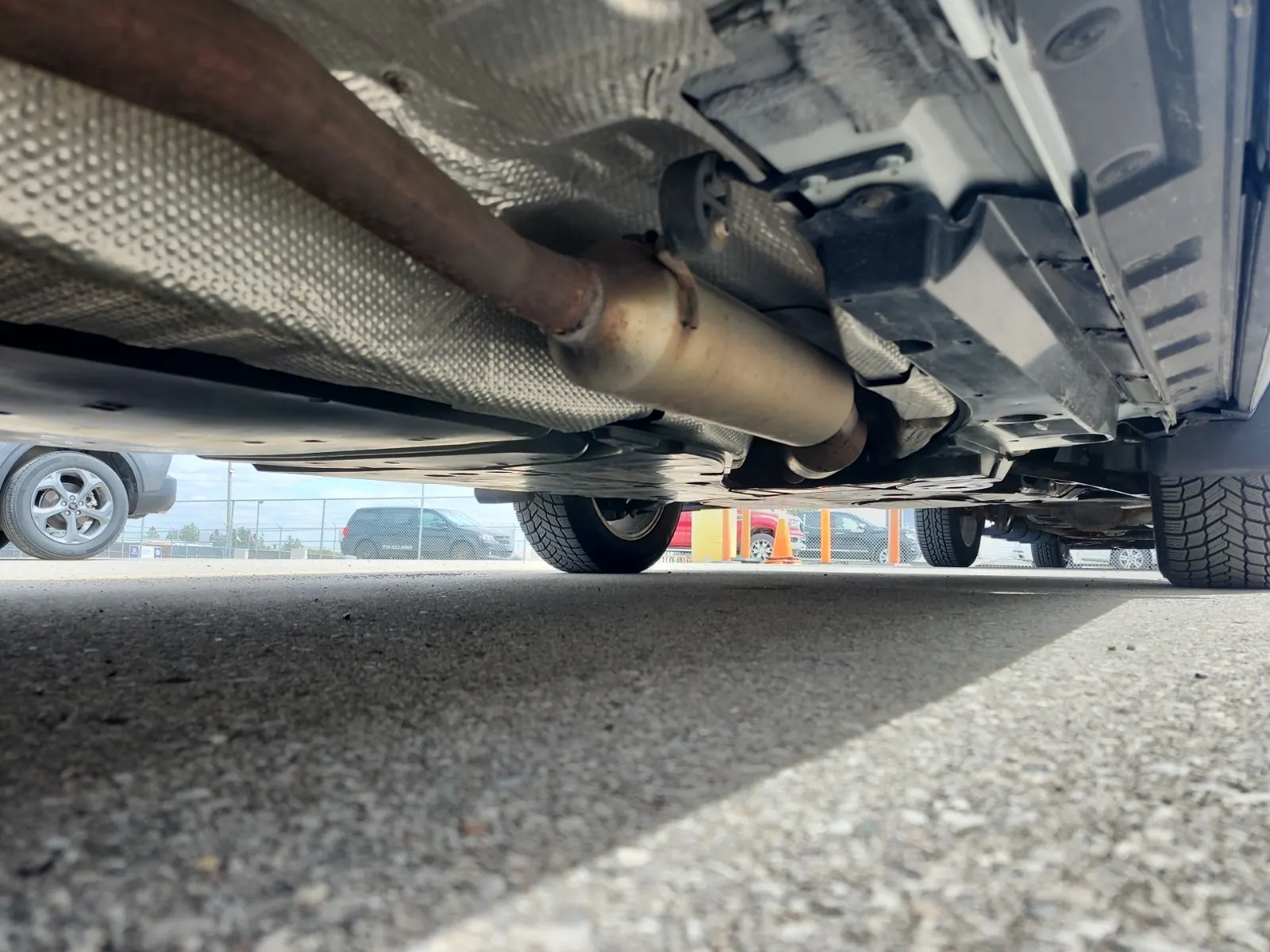 Undercarriage - Passenger Photo