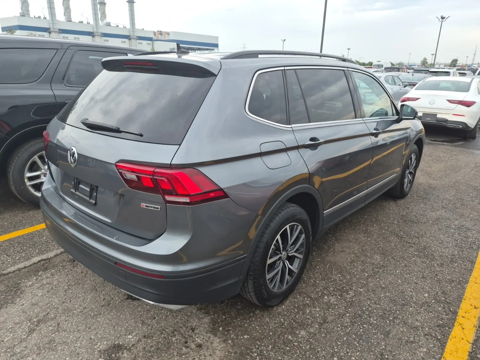 Passenger Rear 3/4 Photo