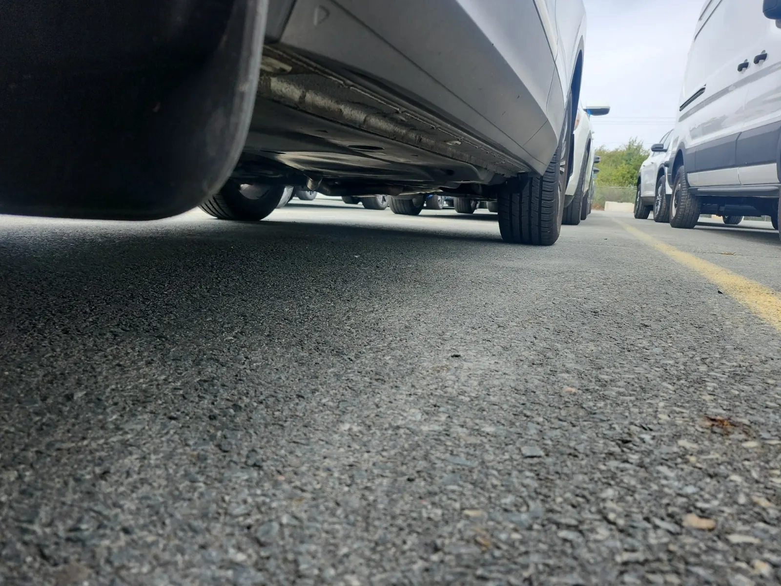 Undercarriage - Driver Photo