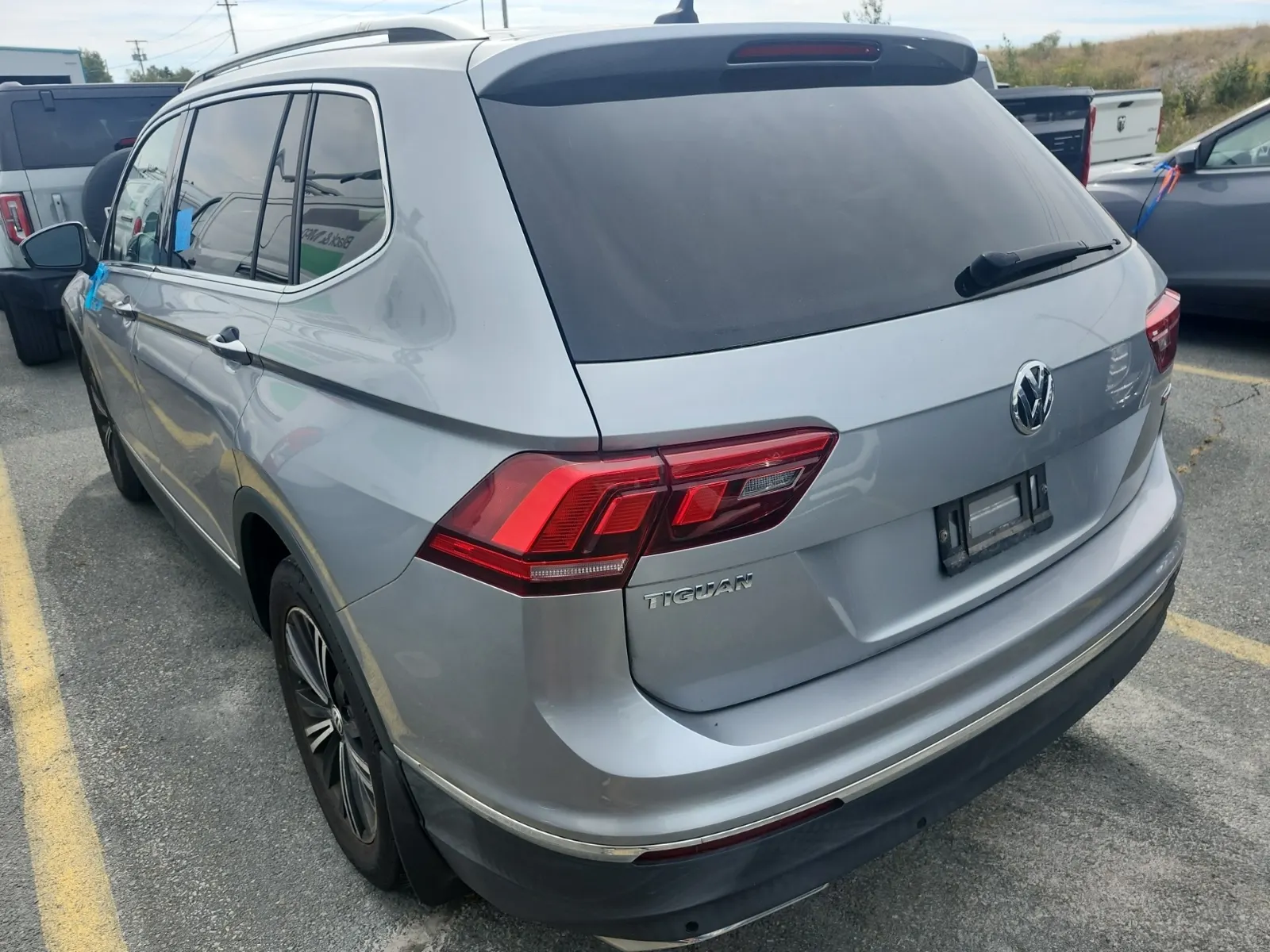 Driver Rear 3/4 Photo