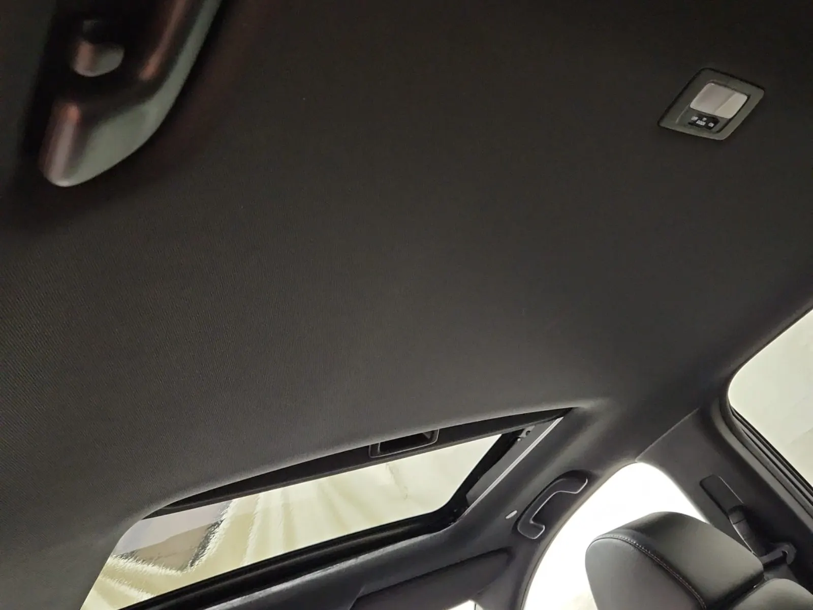 Interior Roof Photo