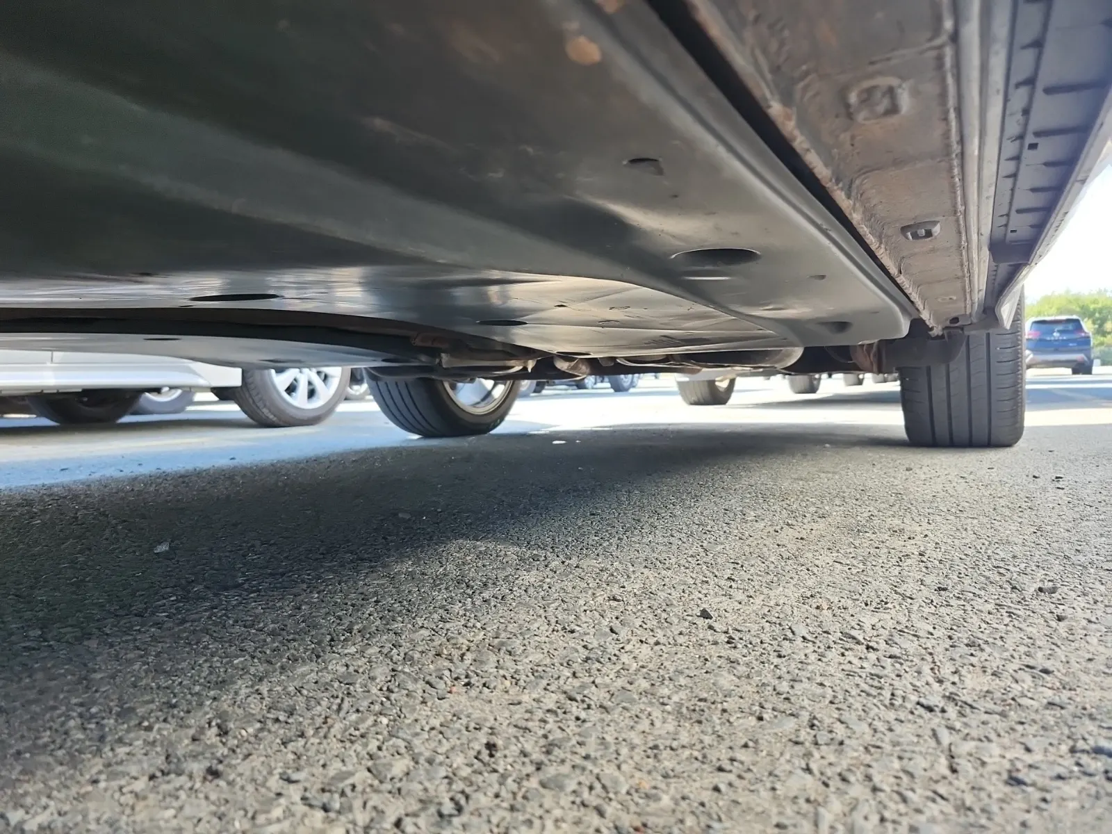 Undercarriage - Driver Photo