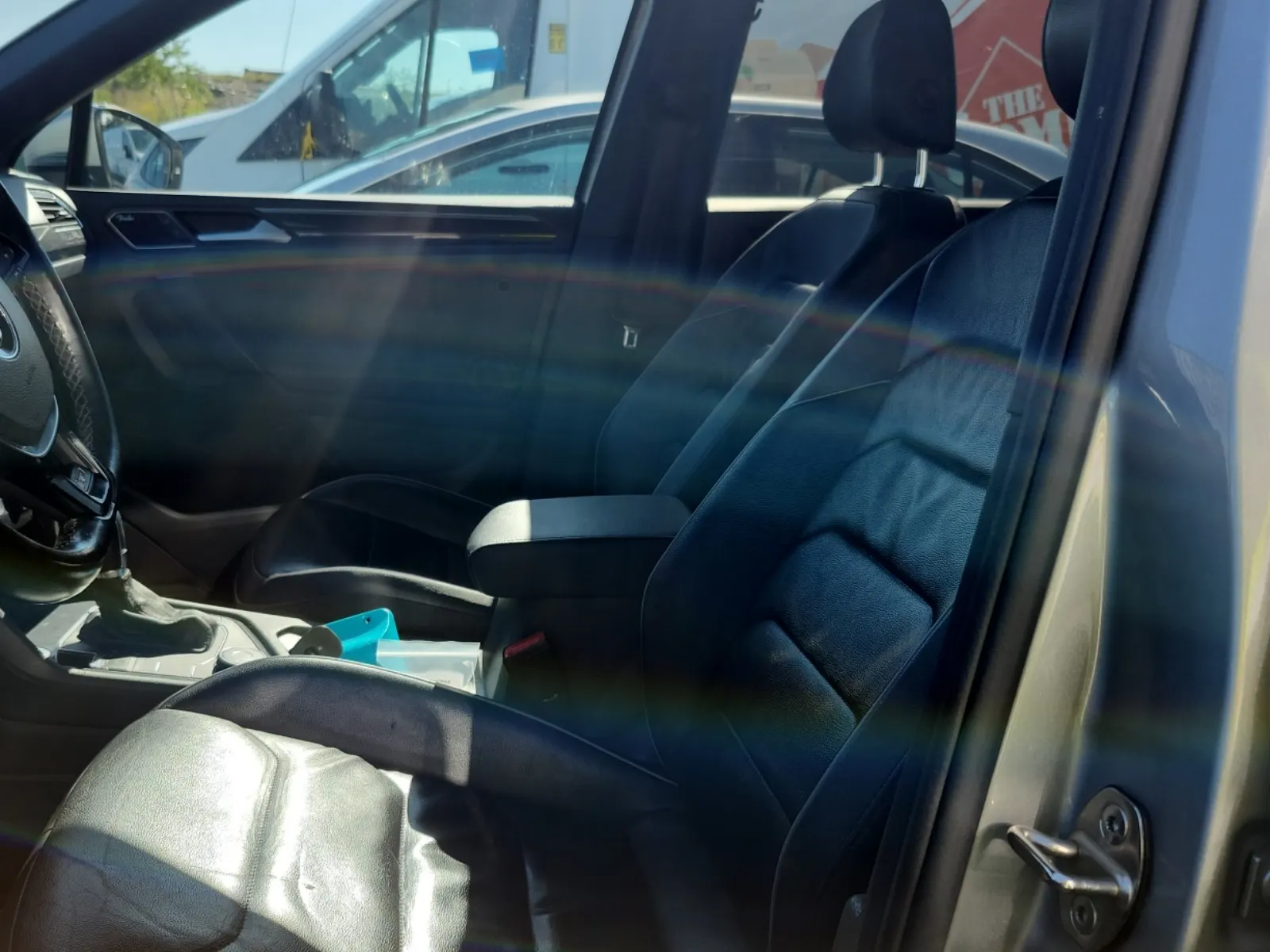 Front Interior Photo