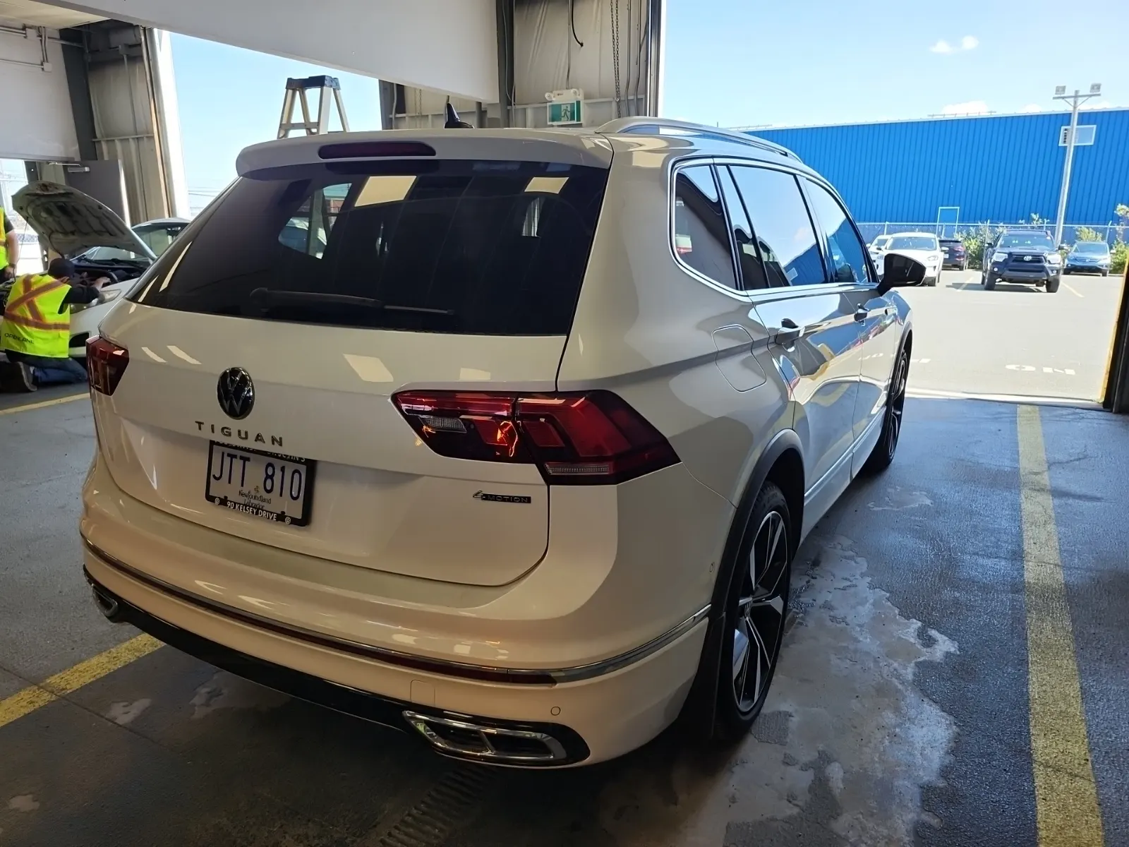 Passenger Rear 3/4 Photo