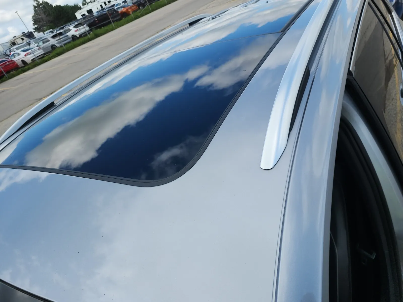 Exterior Roof Photo
