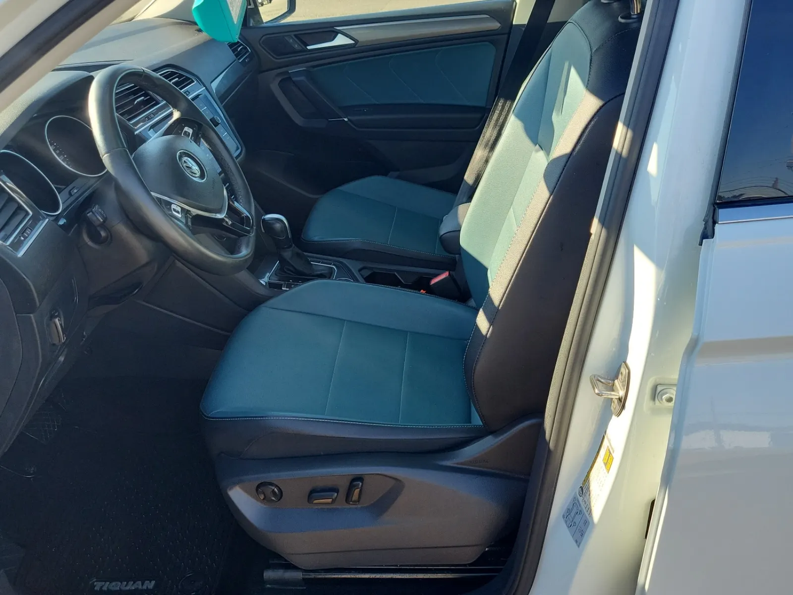 Front Interior Photo