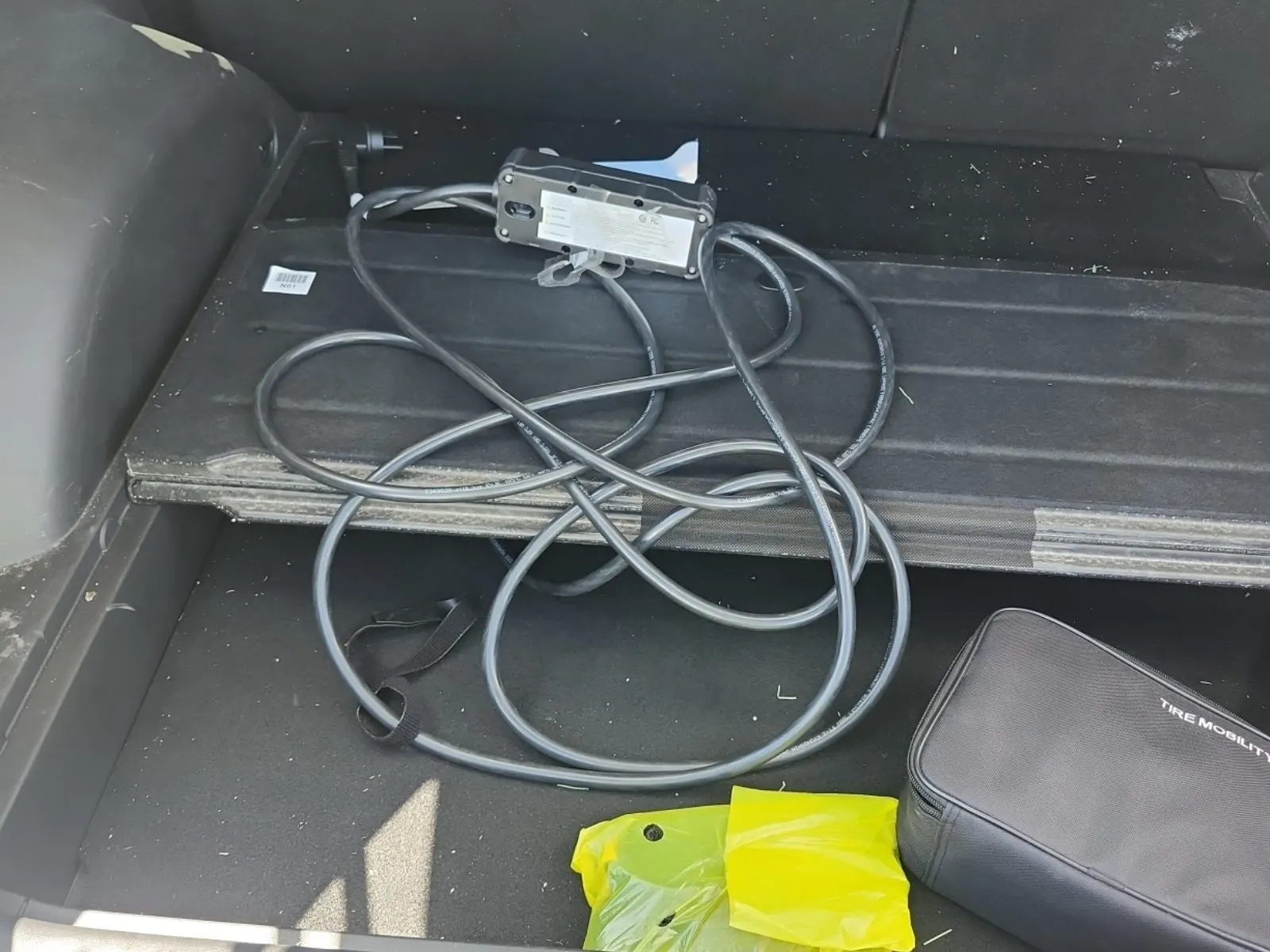 Charging Cable Photo