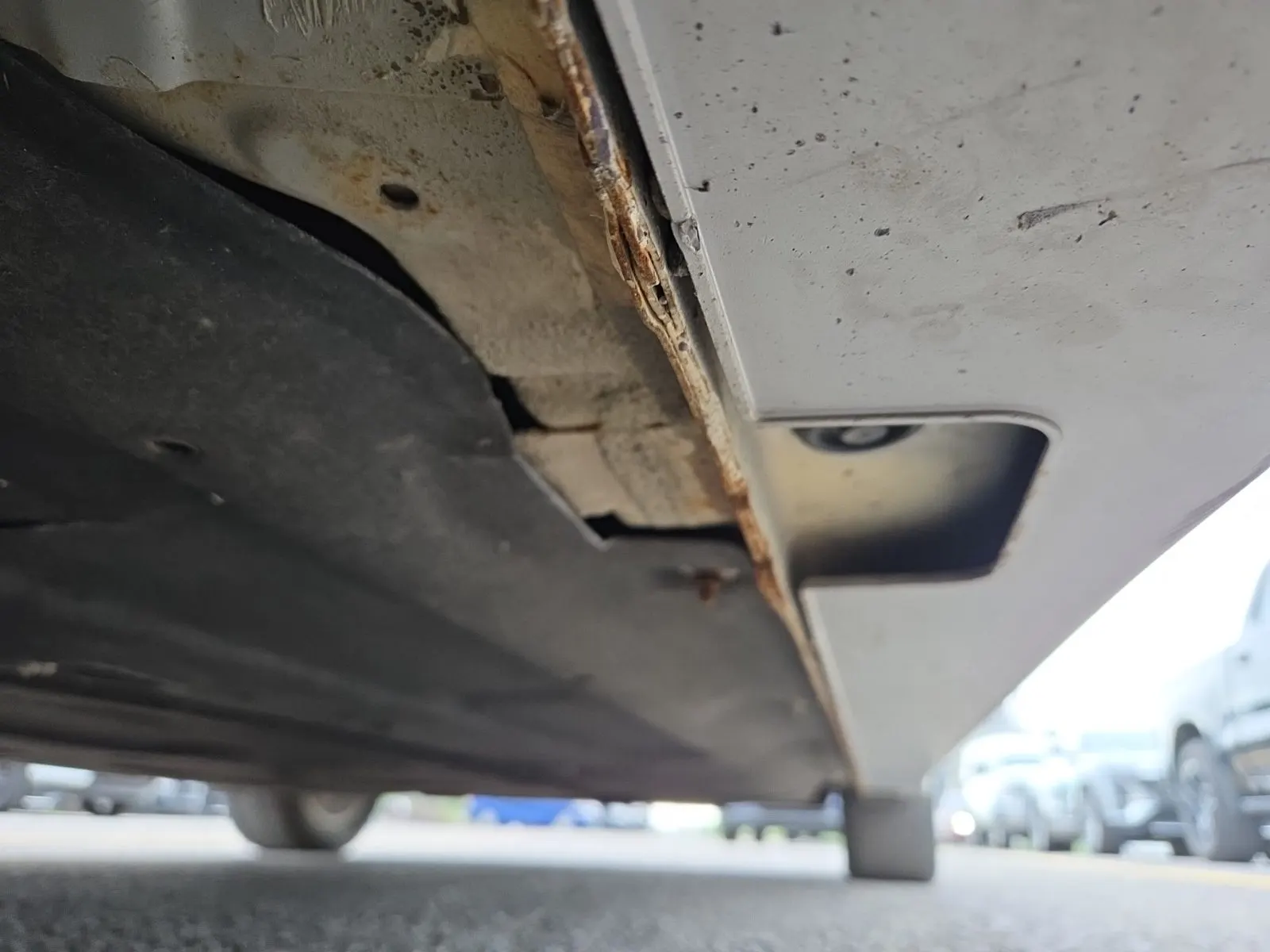 Undercarriage - Driver Photo