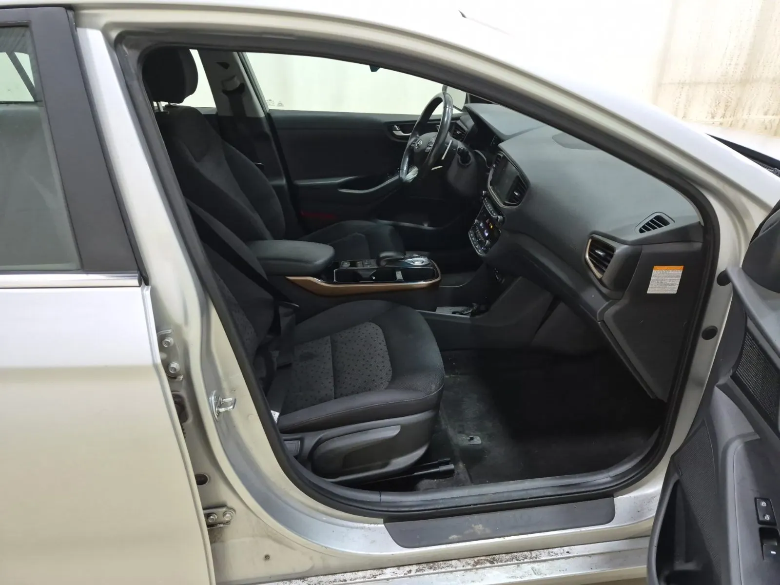 Right Side Interior Photo