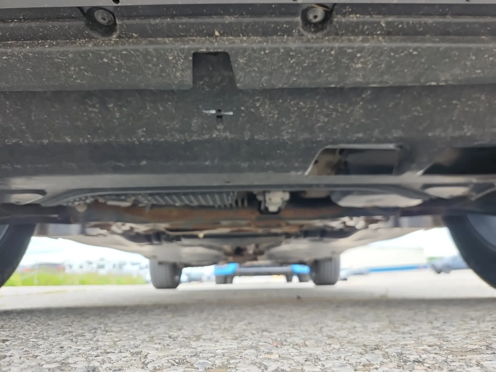 Undercarriage - Front Photo