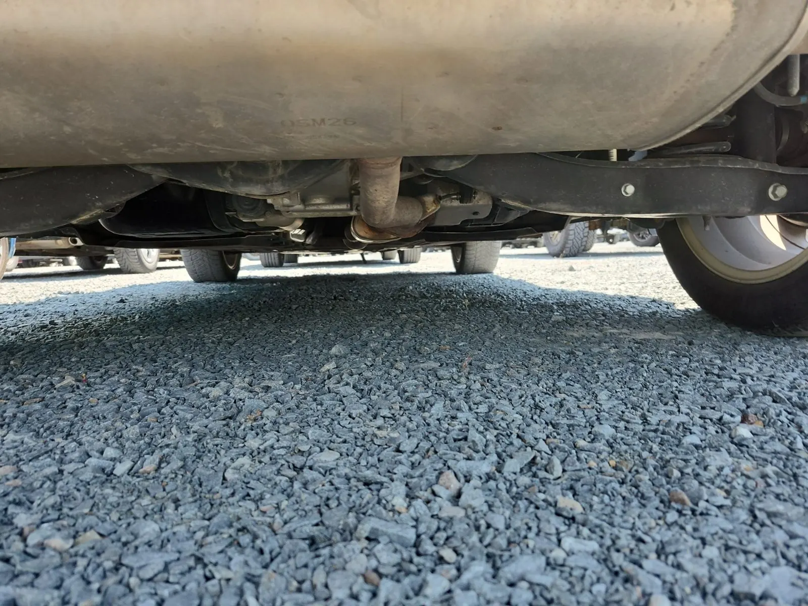 Undercarriage - Rear Photo