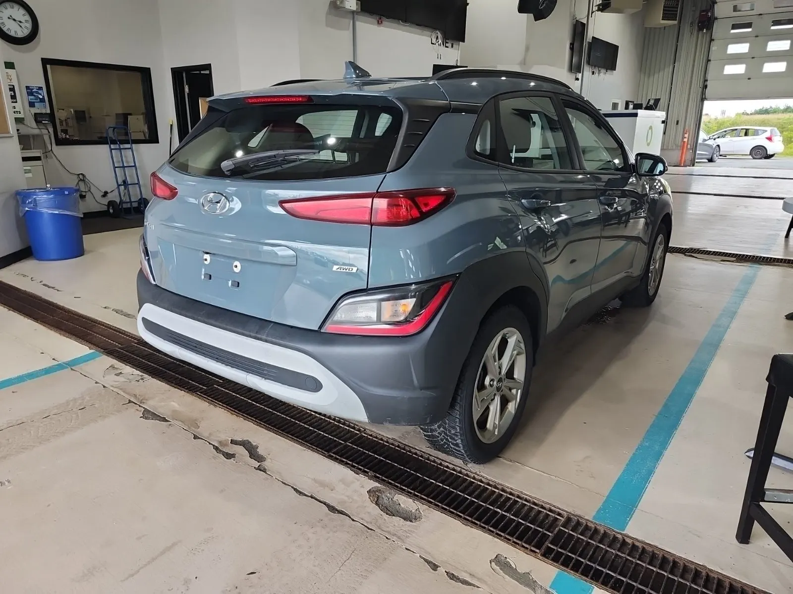 Passenger Rear 3/4 Photo