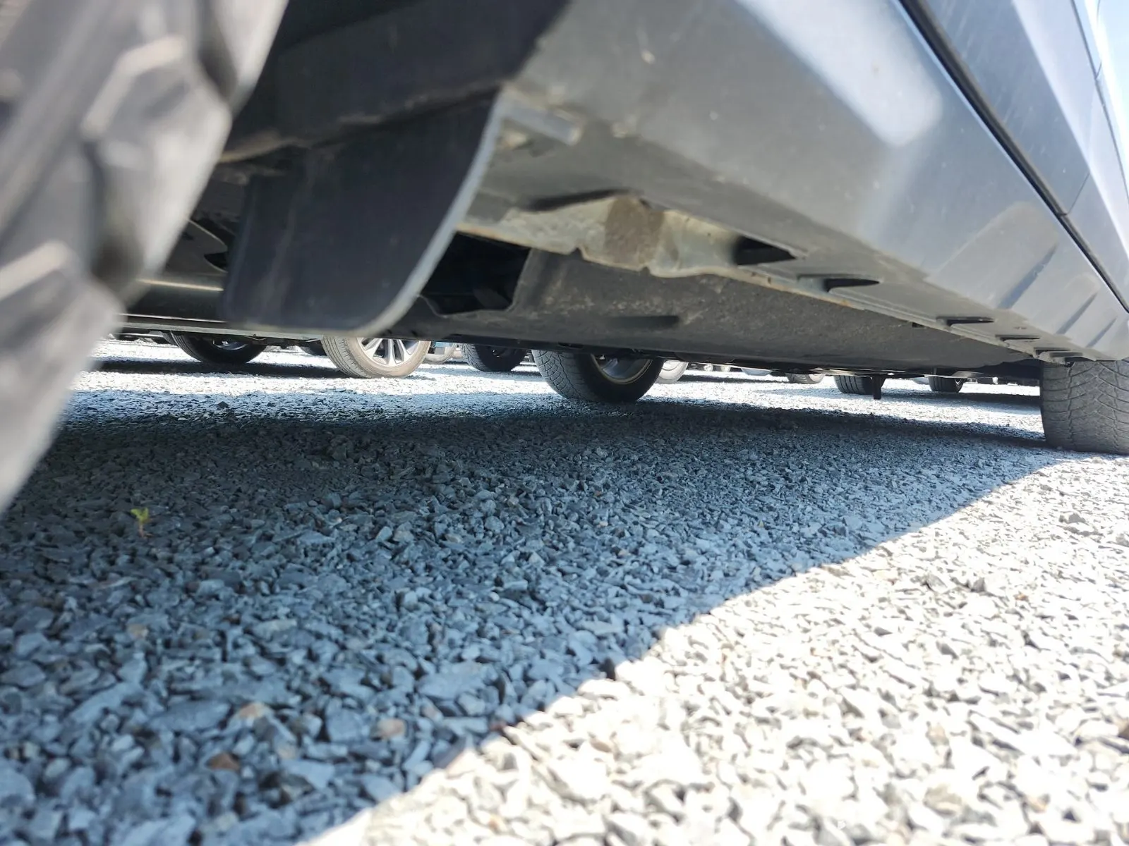 Undercarriage - Passenger Photo