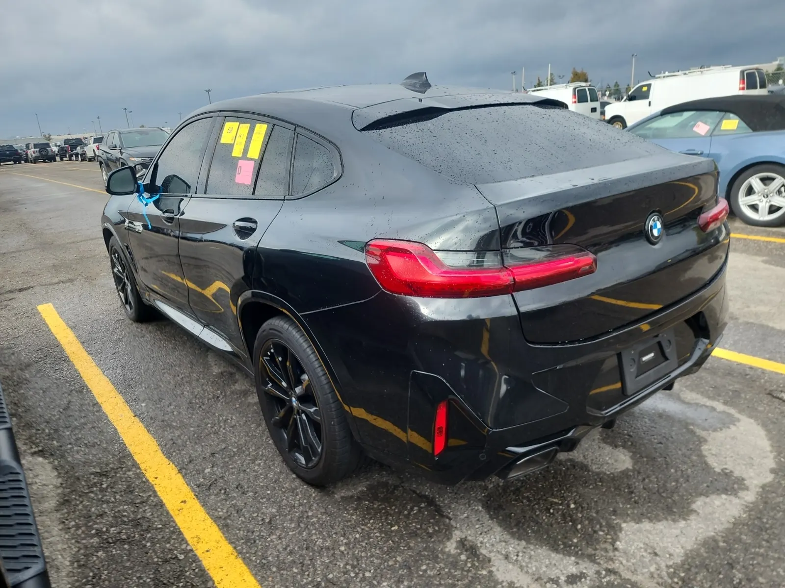 Driver Rear 3/4 Photo
