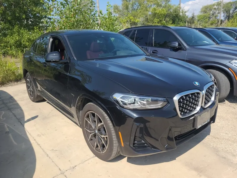 2023 BMW X4