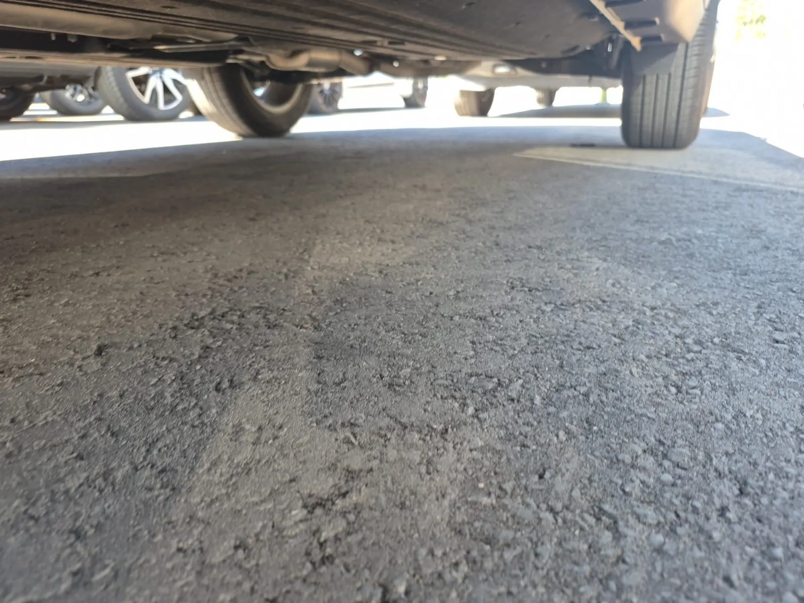 Undercarriage - Driver Photo