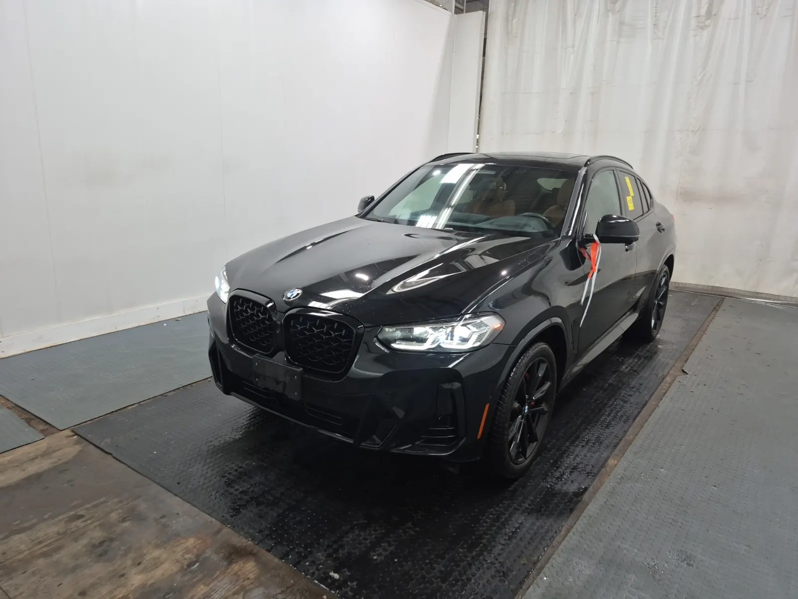 2023 BMW X4