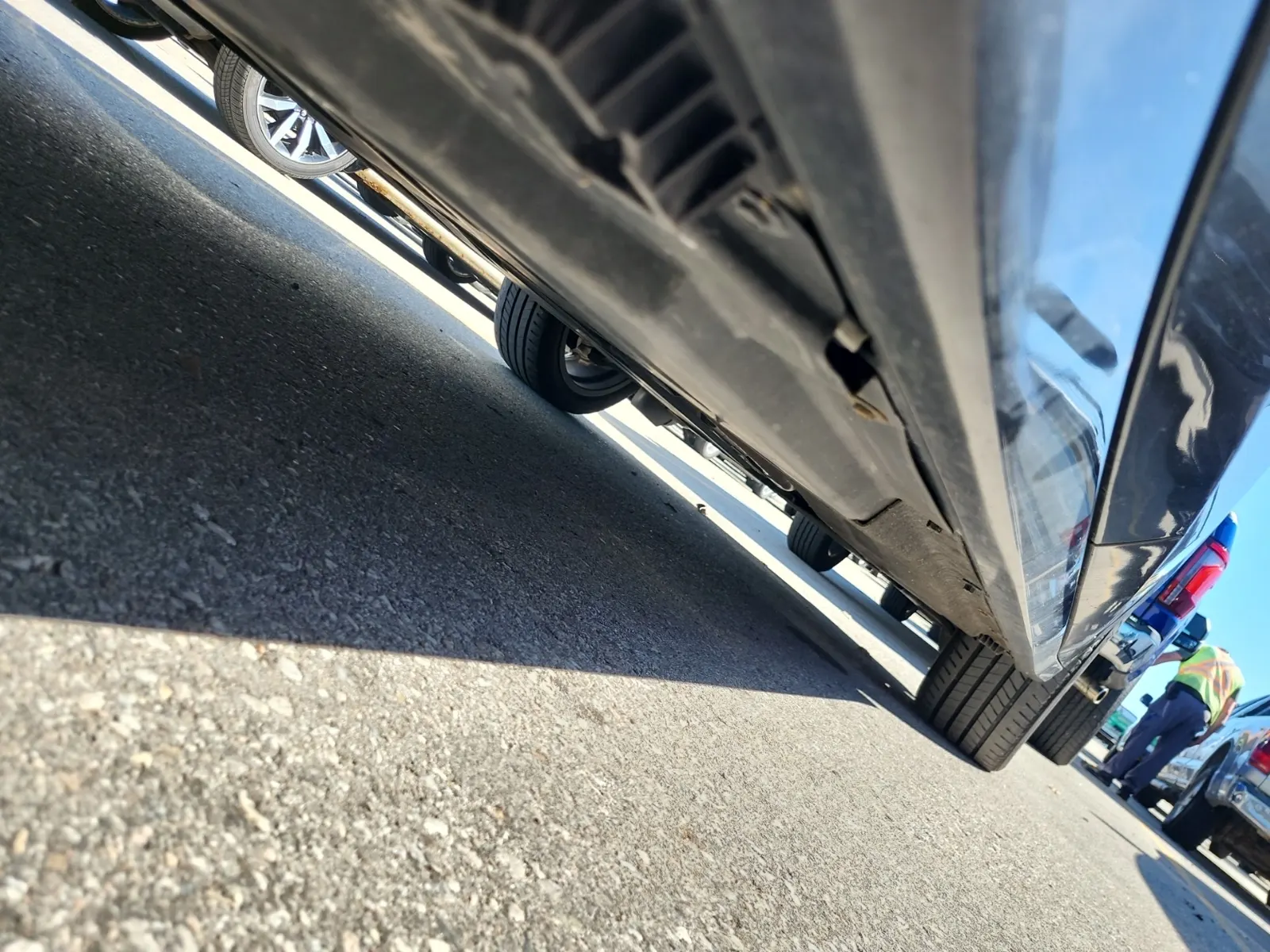 Undercarriage - Passenger Photo