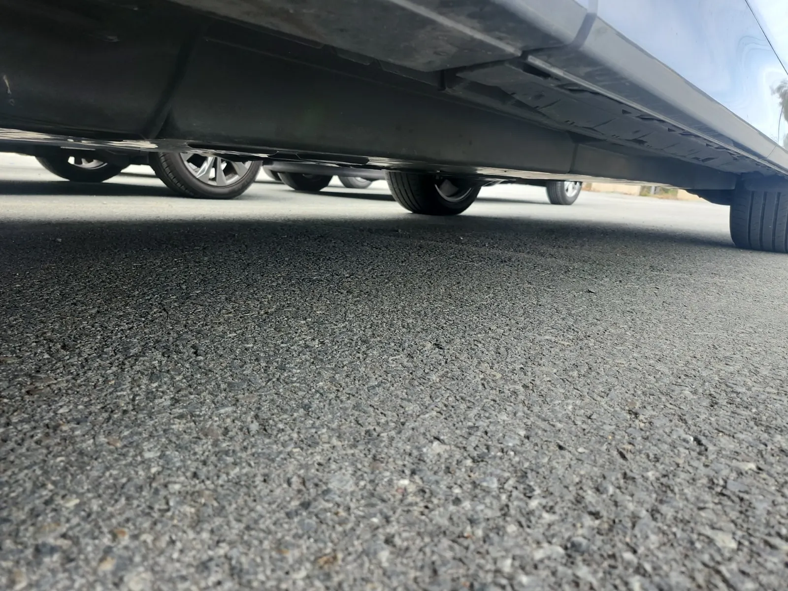 Undercarriage - Driver Photo