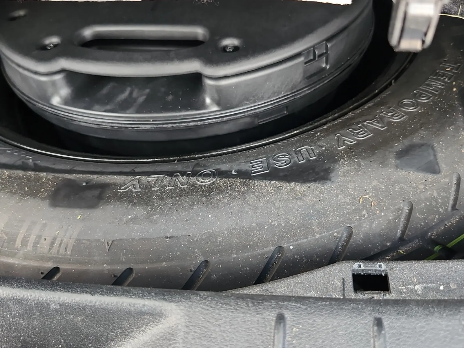 Spare Tire & Wheel Photo