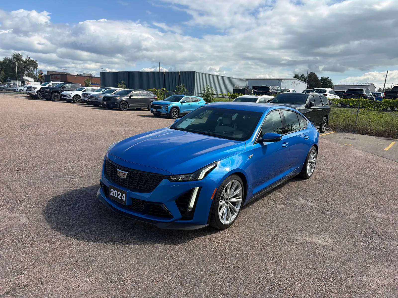 3/4 Front (Main image)