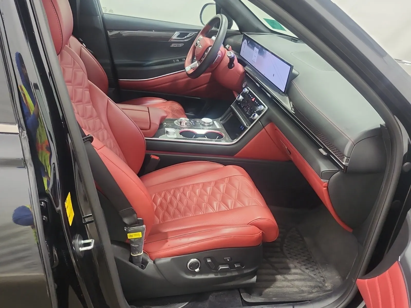 Right Side Interior Photo