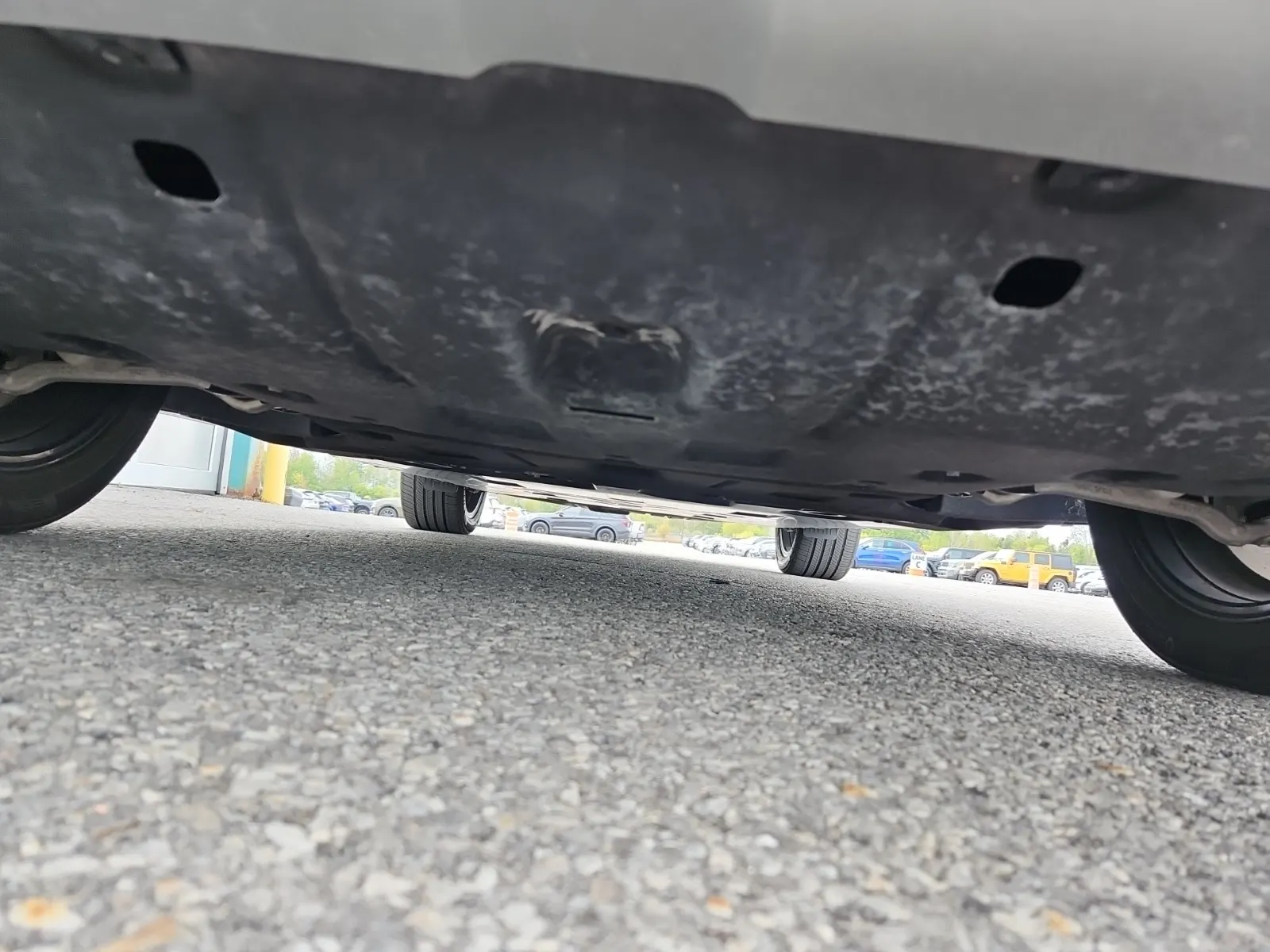Undercarriage - Front Photo