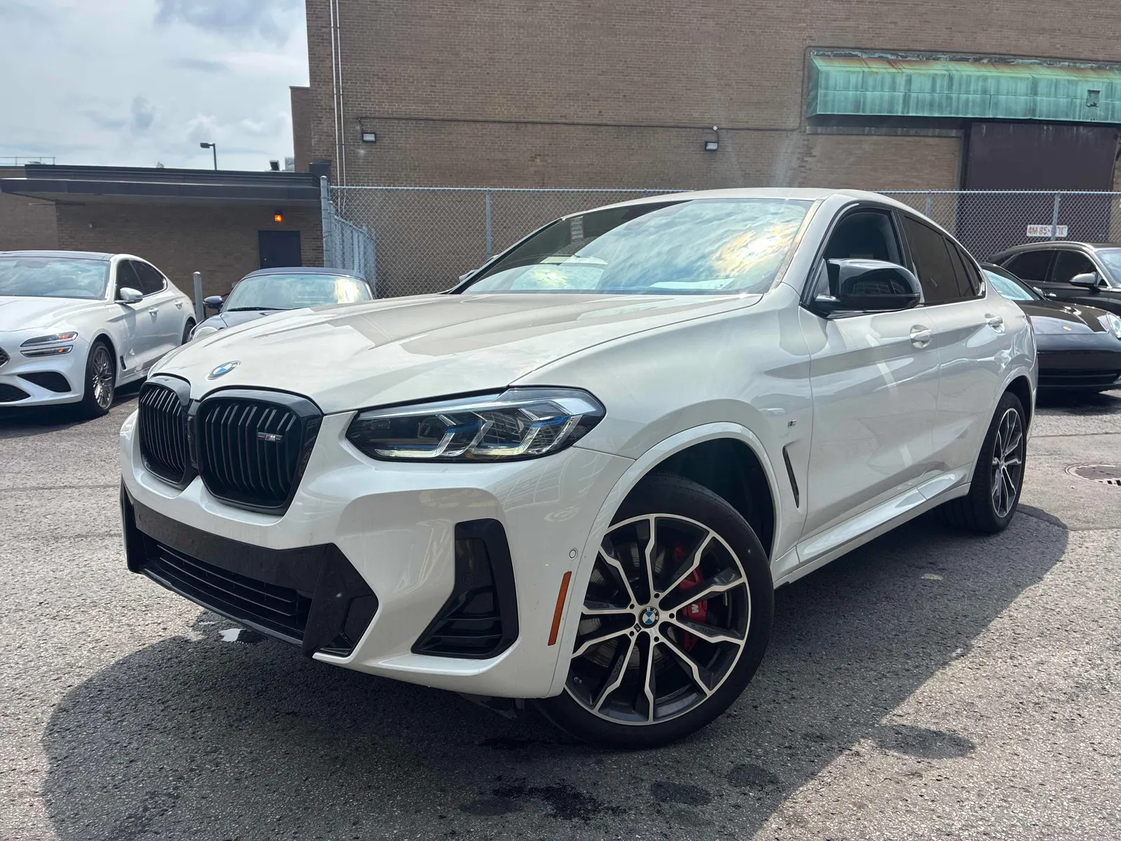 2023 BMW X4