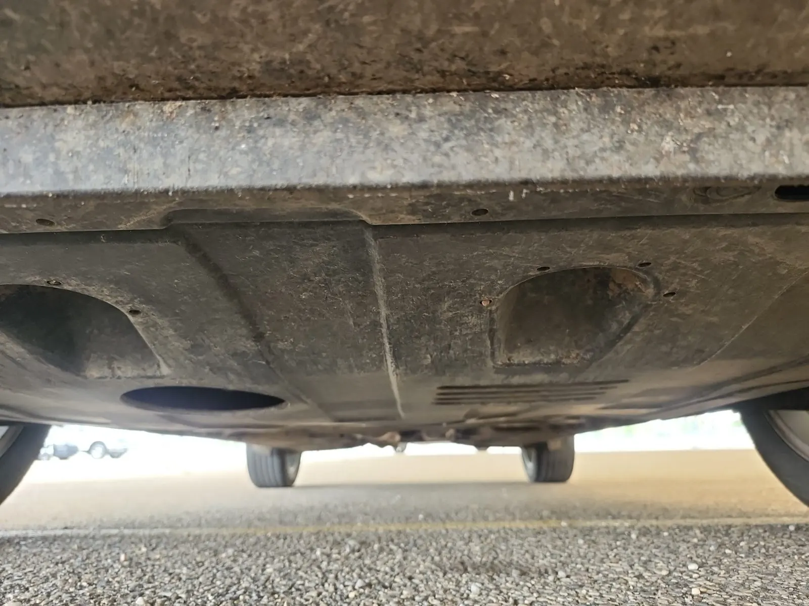 Undercarriage - Front Photo