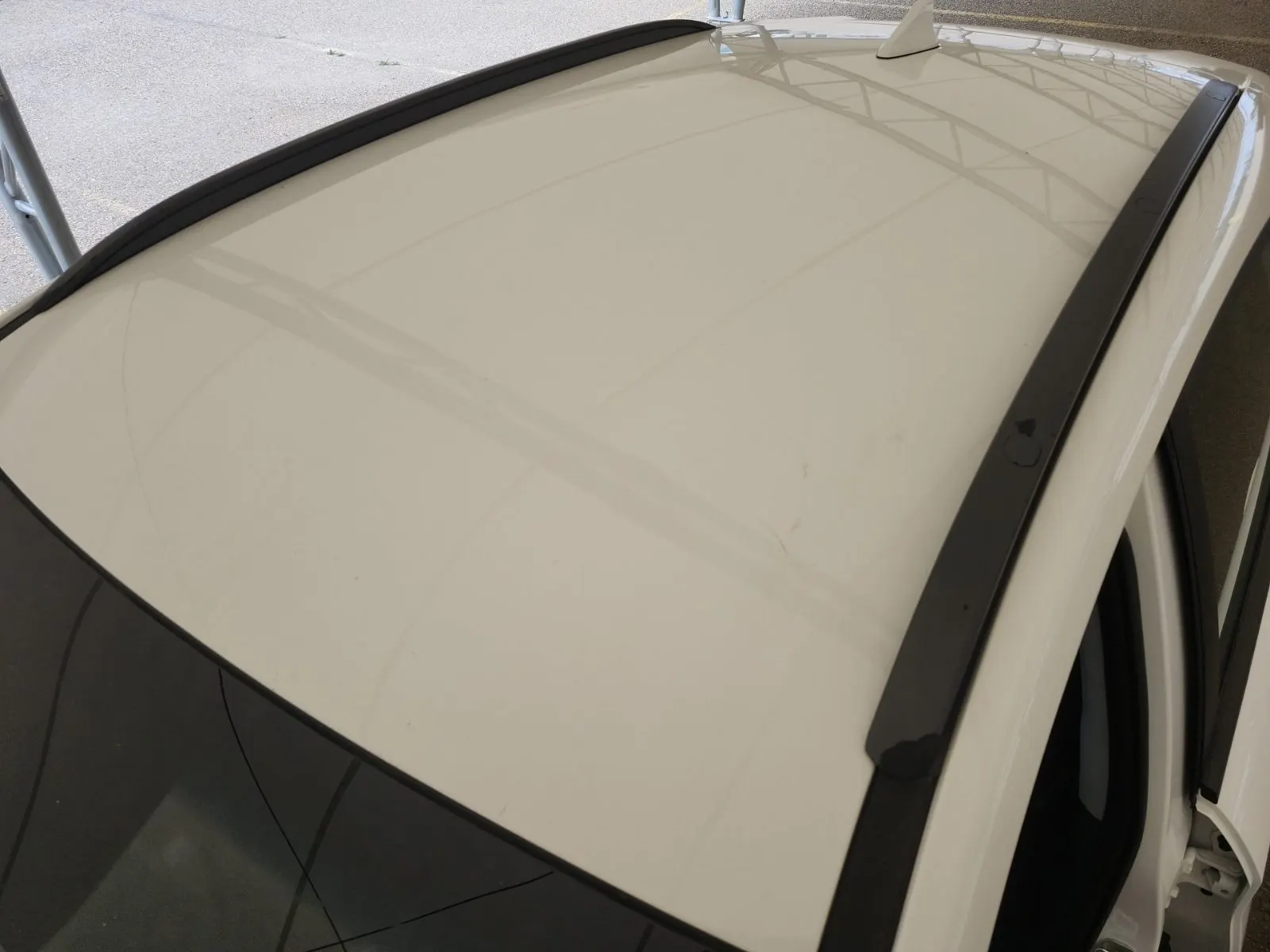 Exterior Roof Photo