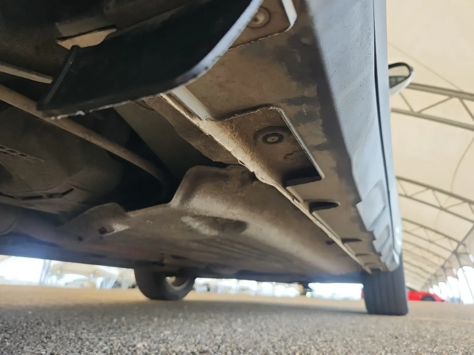 Undercarriage - Passenger Photo