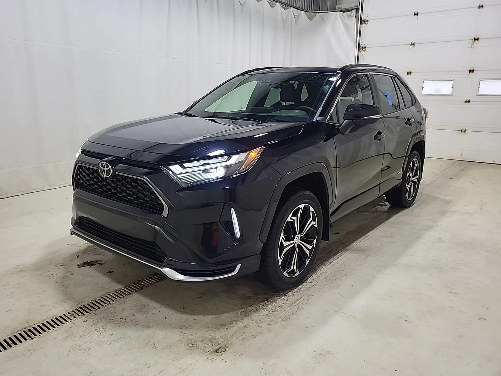 2025 Toyota RAV4 Plug-In Hybrid