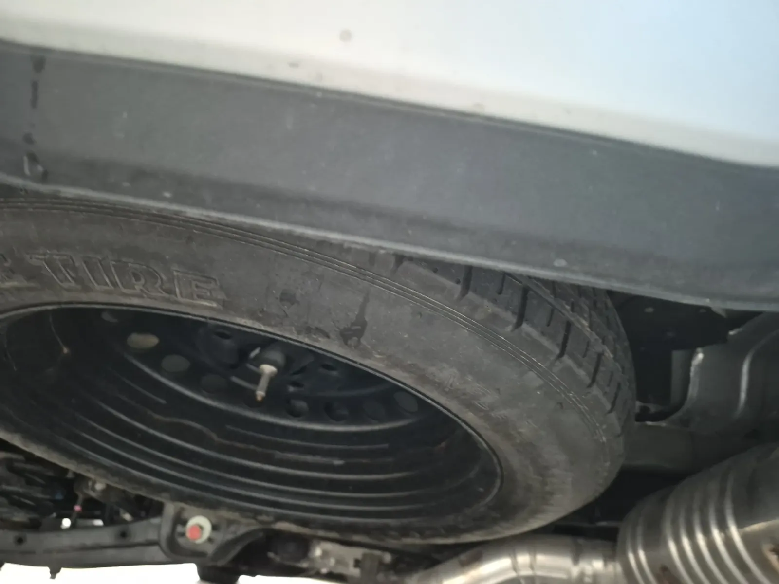 Spare Tire & Wheel Photo