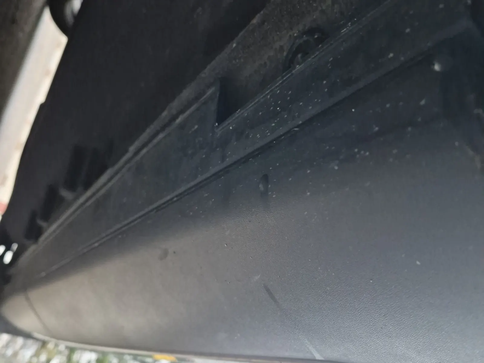 Undercarriage - Driver Photo
