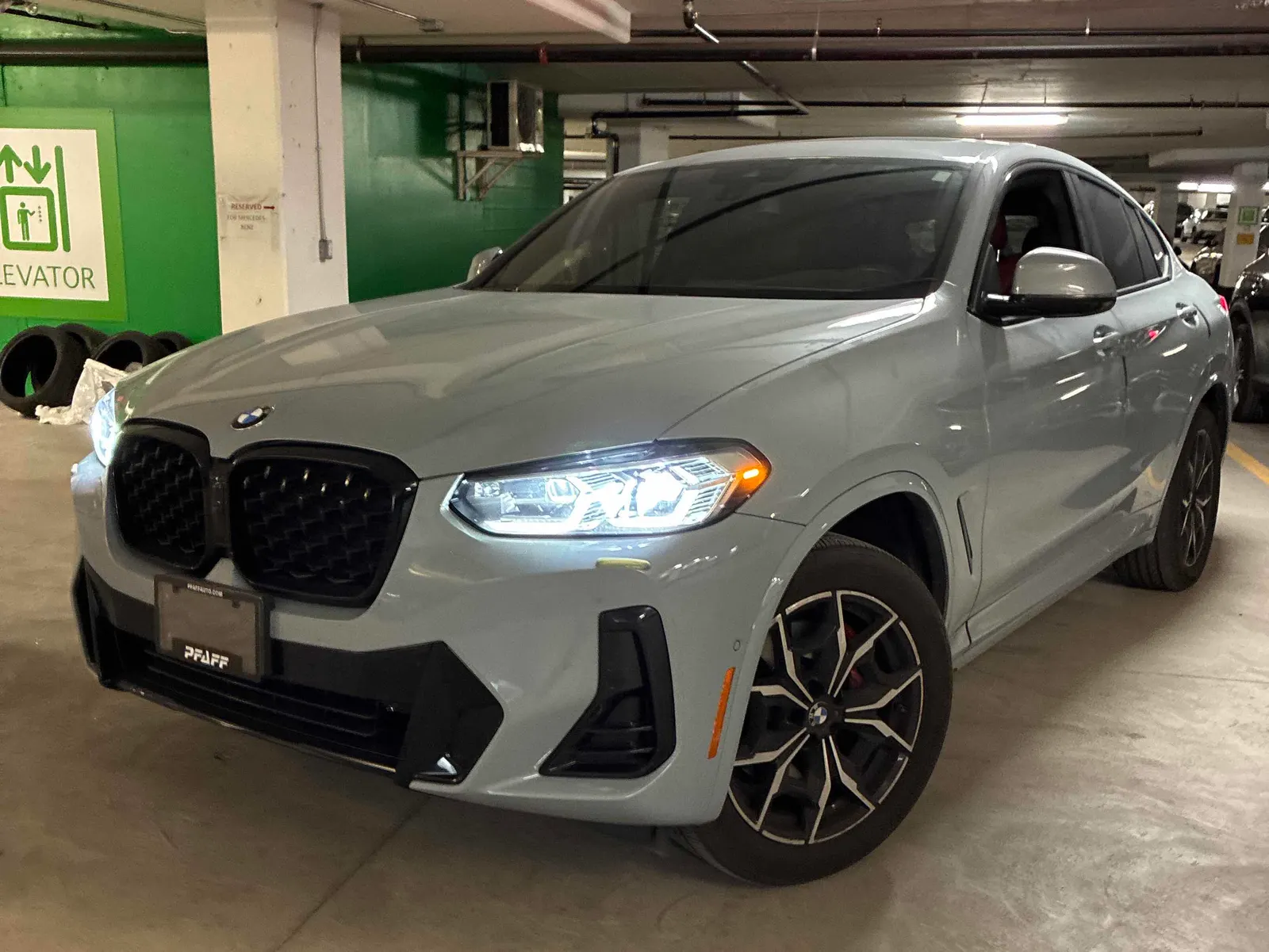 2022 BMW X4